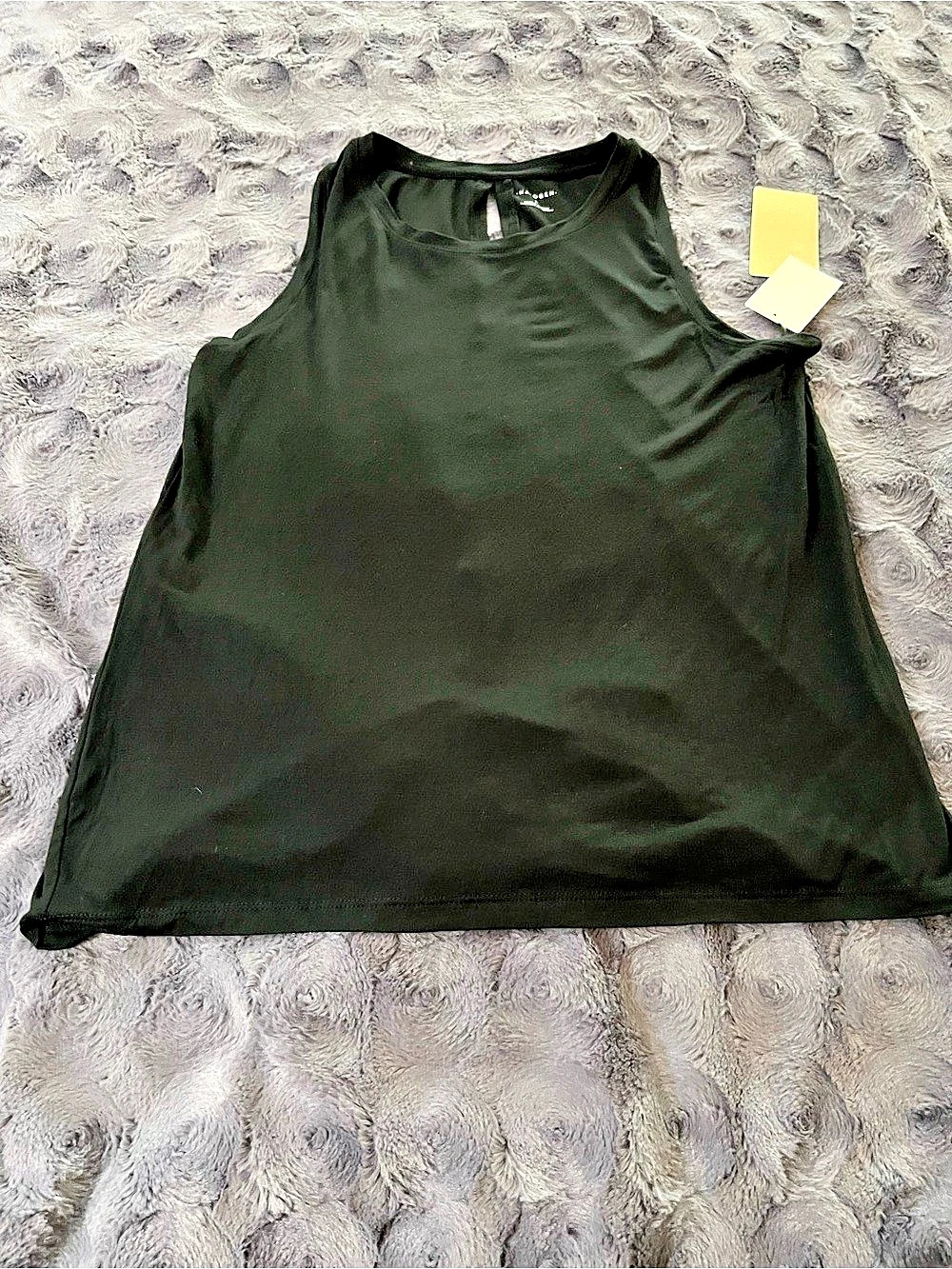 Halogen Nordstrom Rack Halogen Tank Top in Black Size Medium NWT